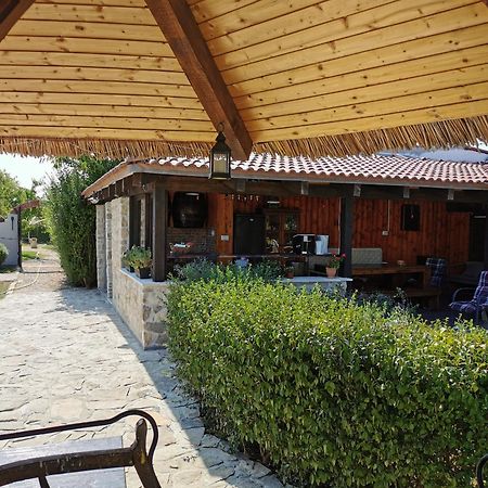 Kuca Za Odmor Joko I Jeka Villa Bogatic Bagian luar foto