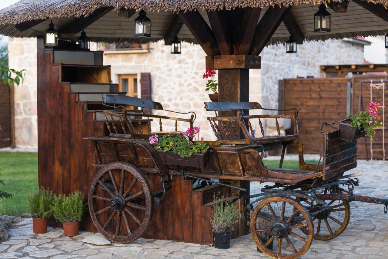 Kuca Za Odmor Joko I Jeka Villa Bogatic Bagian luar foto